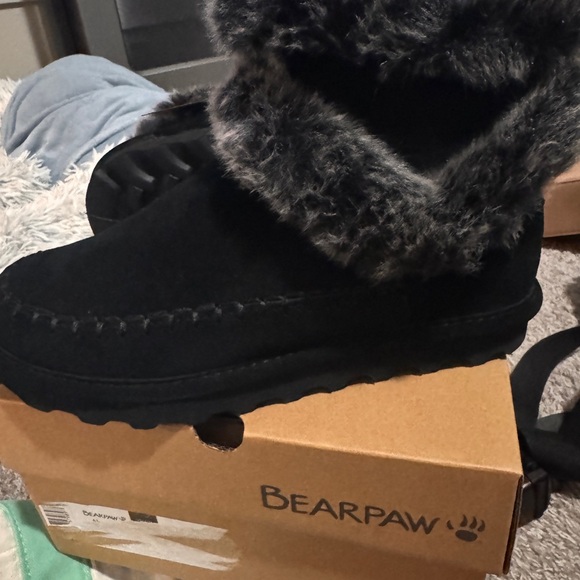 New Bearpaw Black Suede Boots with Faux Fur size 8 - Picture 8 of 10